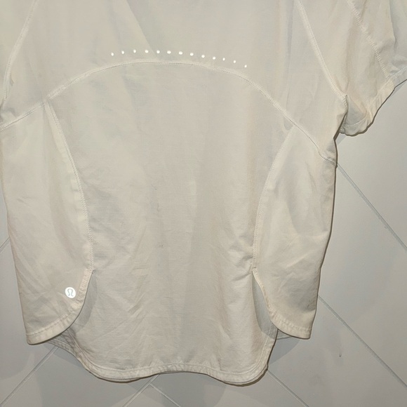 Pristine Lululemon Lightweight Stretch Running Short Sleeve shirt White size - Picture 8 of 10